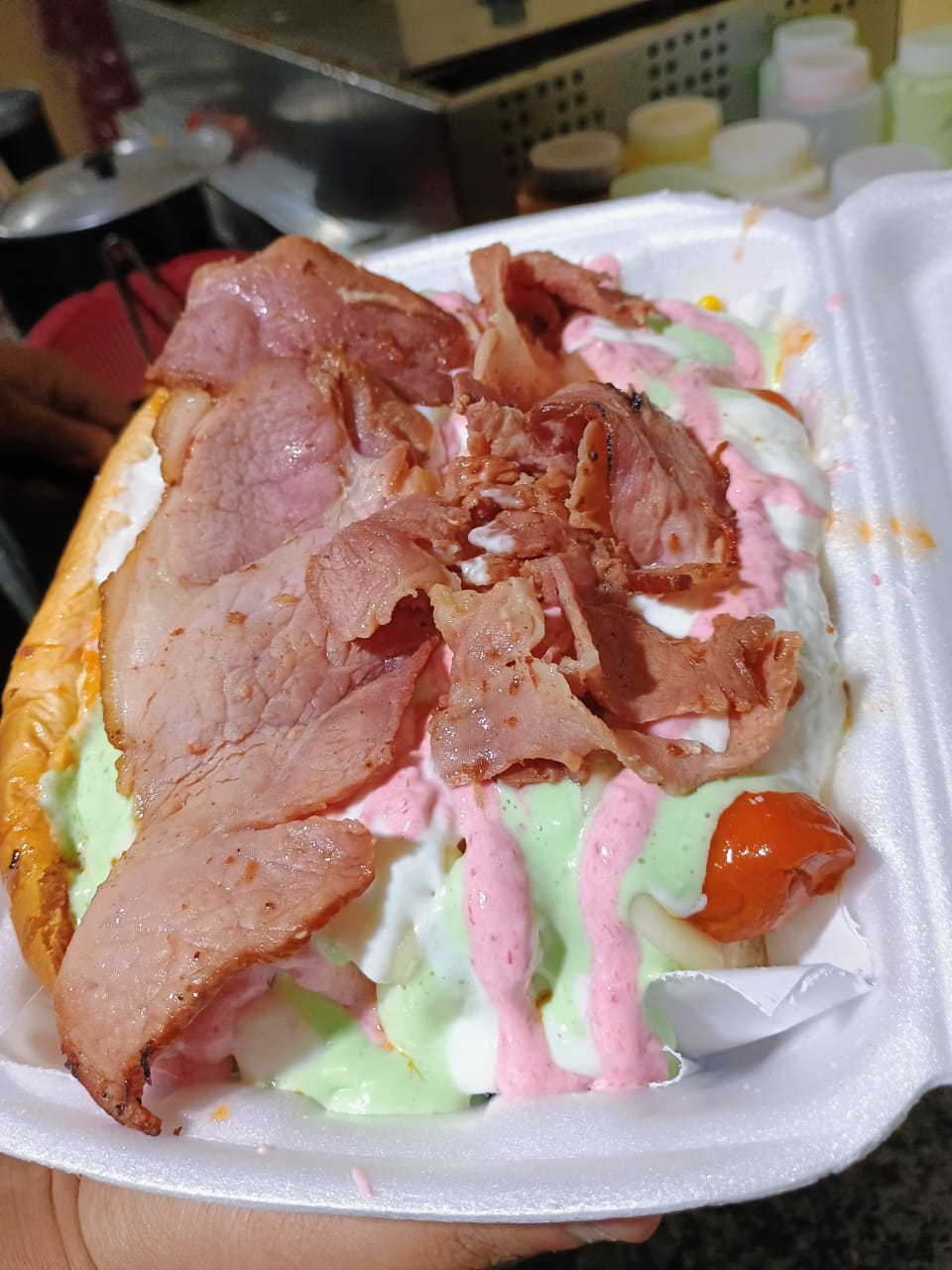 Sanduíche CyberDog com bacon